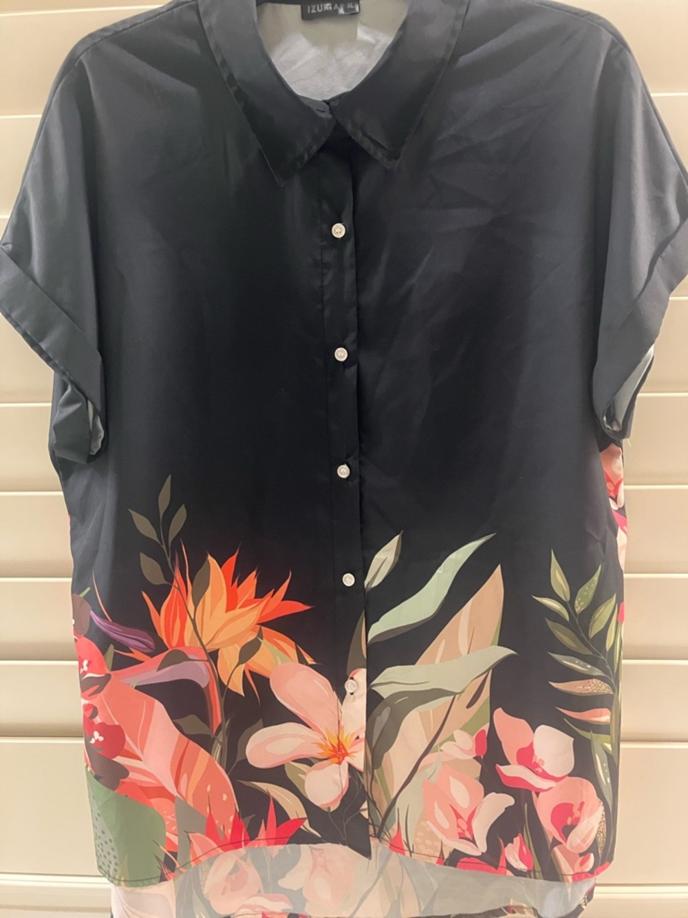 Izuria Black Button-Down Short Sleeve Top with Tropical Low Floral Hem